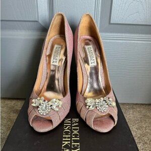 Badgley Mischka Monique metallic rose gold/pink pumps
